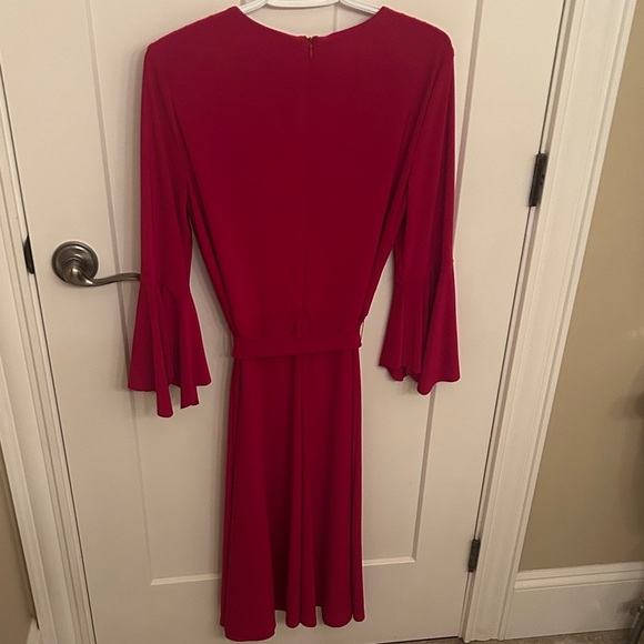 Lauren Ralph Lauren Holiday / Christmas Vibrant Red Flowy Sleeve Dress, size 10 - Picture 7 of 10